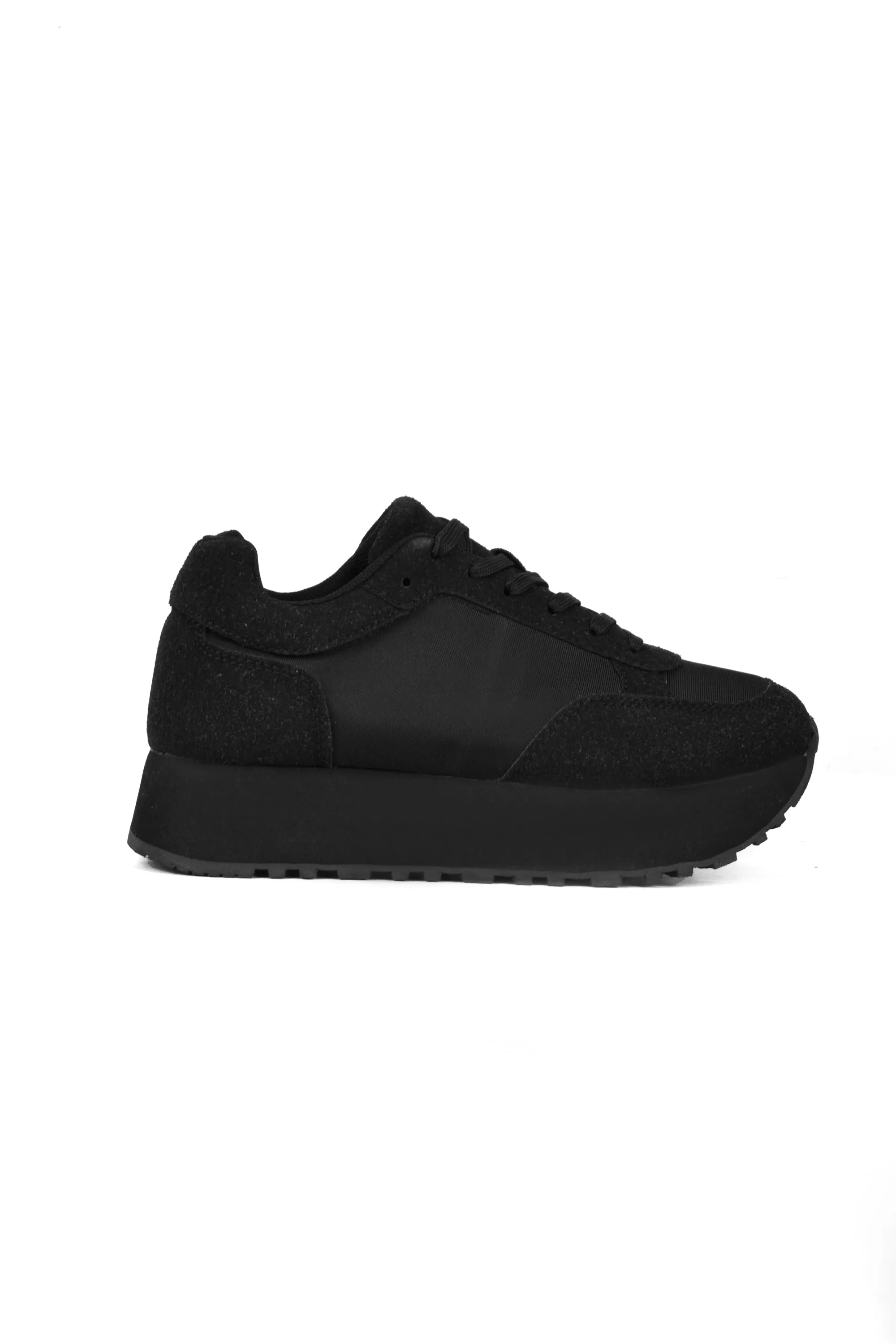 01-5101 Comfy Flat Sneaker