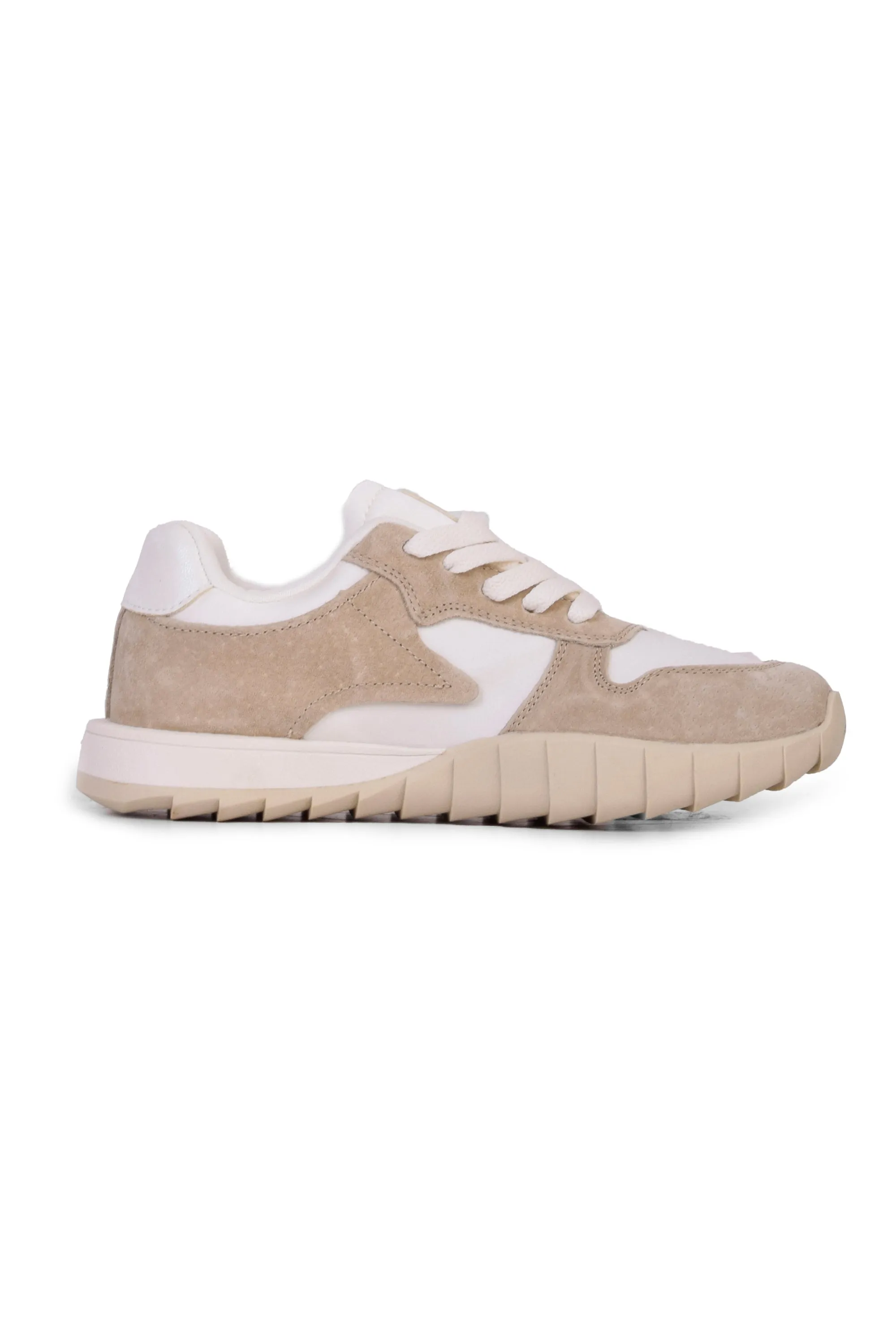 01-5151 Comfy Flat Sneaker