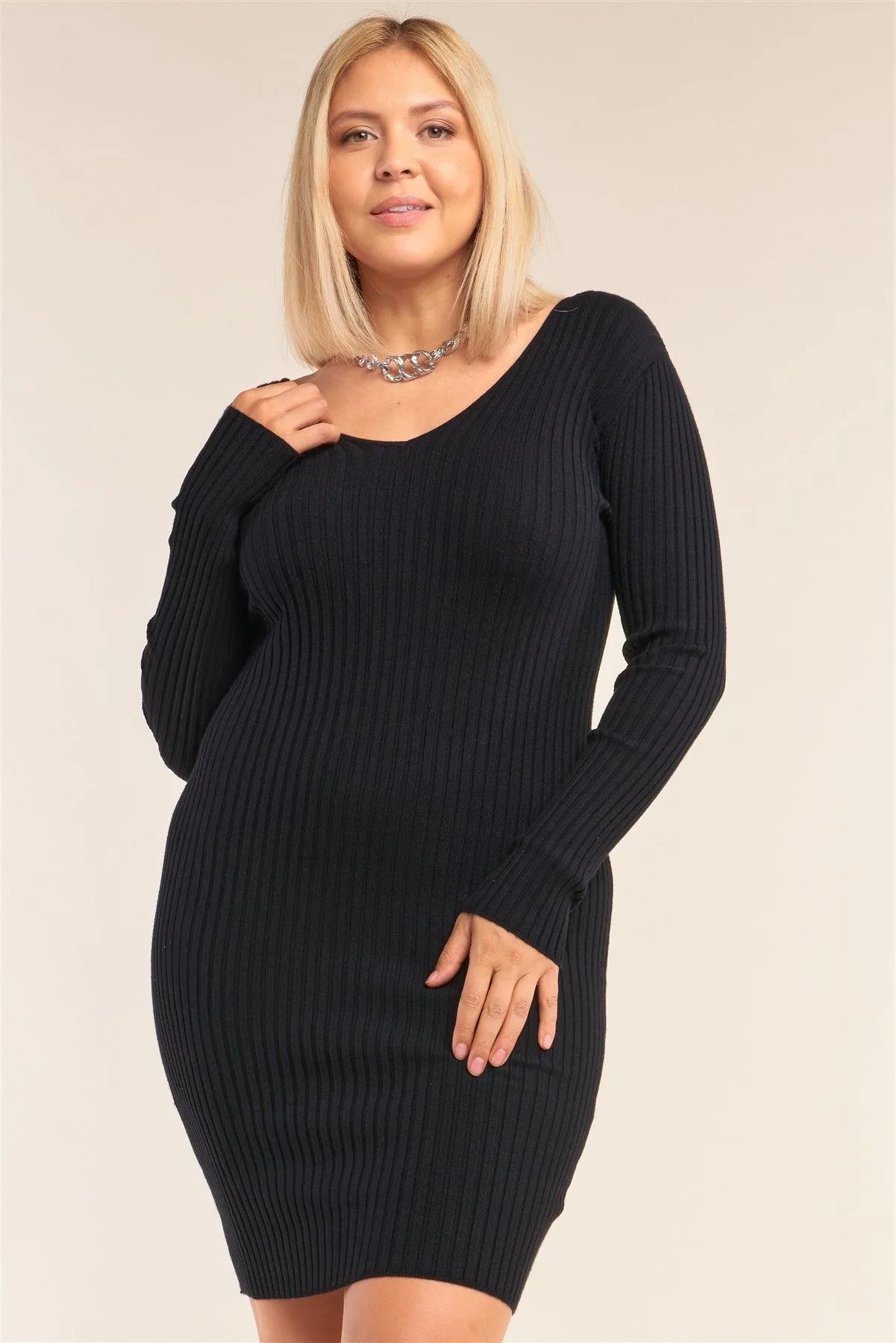 Junior Plus Size Black V-Neck Long Sleeve Ribbed Sweater Bodycon Mini Dress /3-2