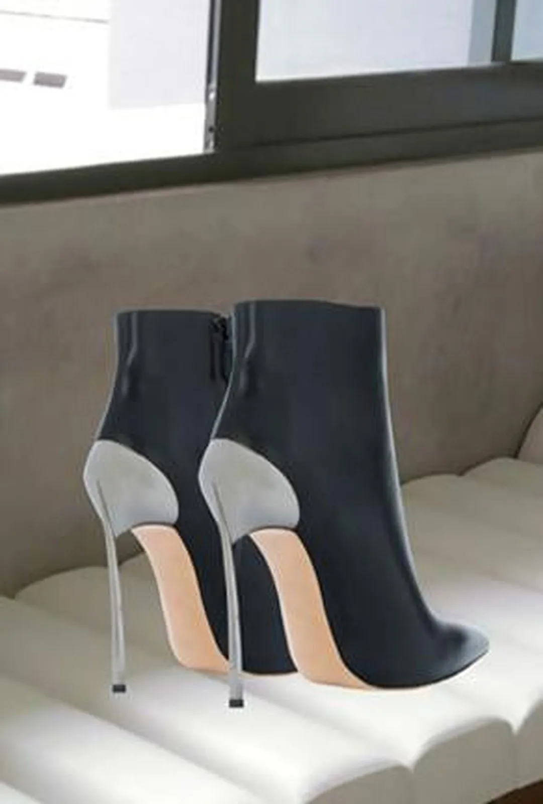 KARISSA - ANKLE BOOTS