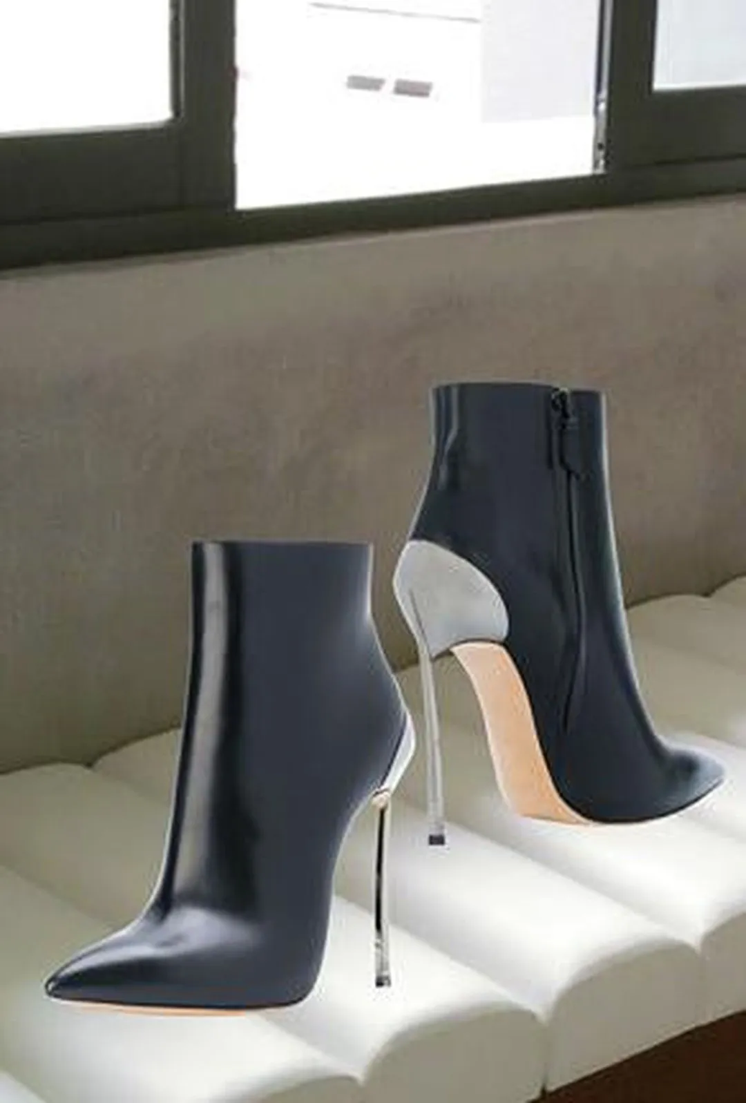 KARISSA - ANKLE BOOTS