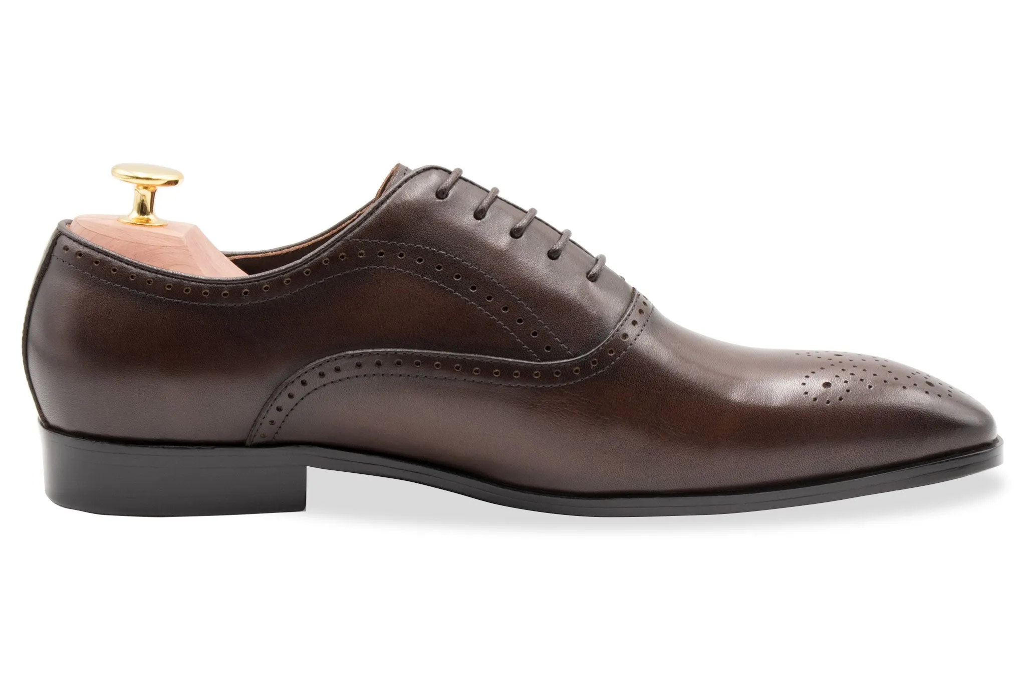 Mendoza Medallion Walnut Oxford