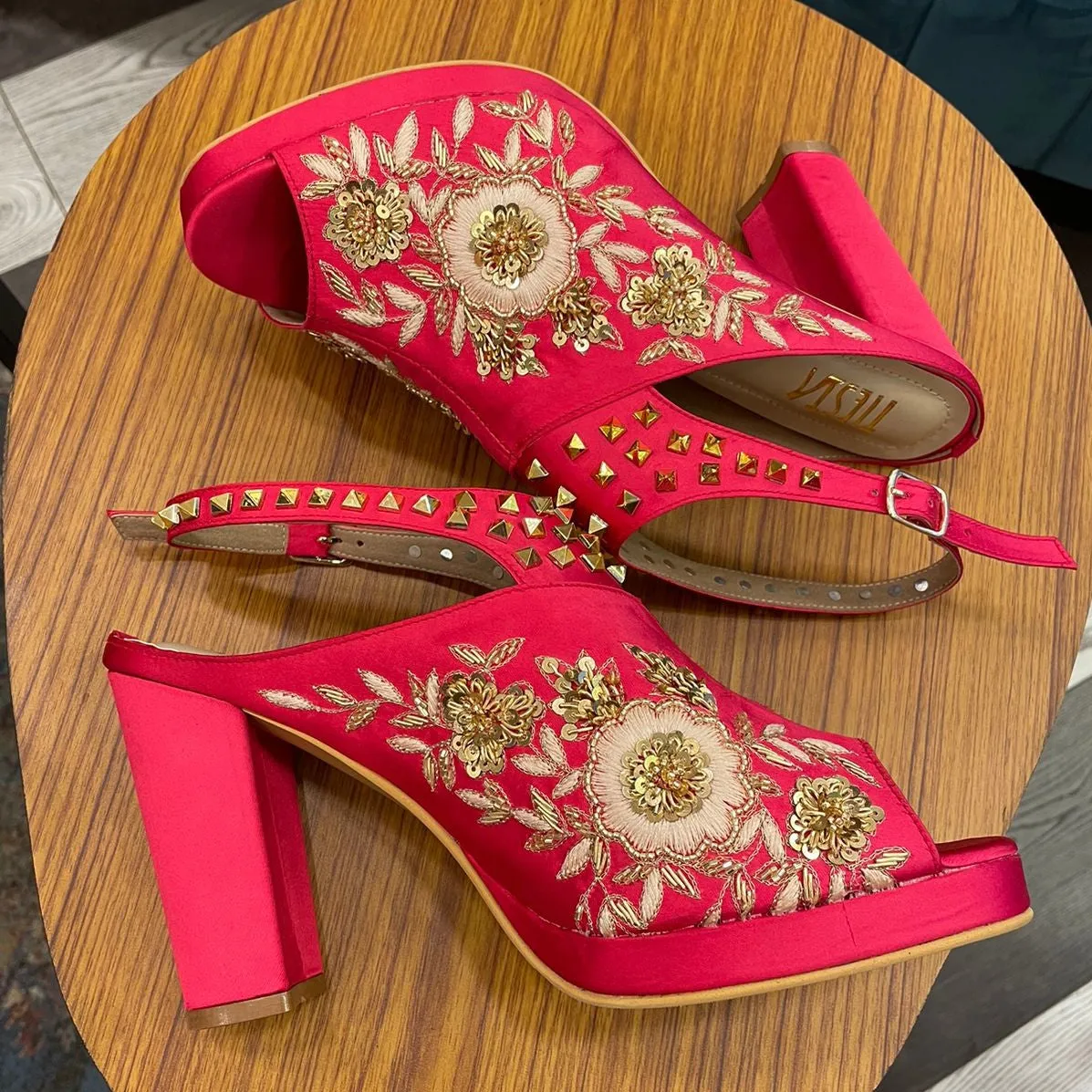 Nigaar Pink Bridal Block Heels with Golden Embroidery for Weddings